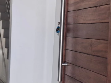 3 Bedroom Flat & Apartment