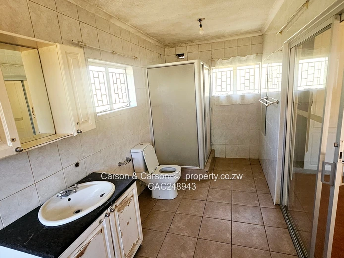 5 bed house for rent