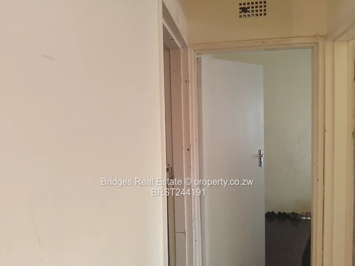 Nice and Neat Starter Home (Sole Mandate)