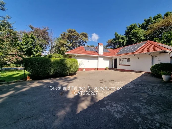 Luxury 4-Bedroom Family Estate on 1 Acre with Tennis Court & Pool | Hillside, Bulawayo