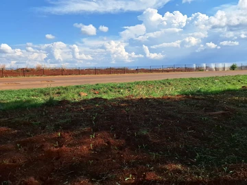 Commercial & Industrial Land