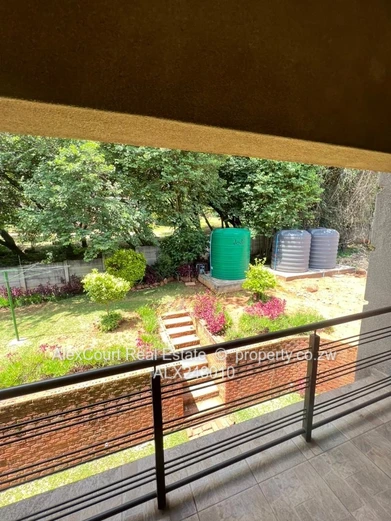 Neat Duplex Apartment In A Complex