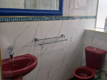 3 Bedroom Flat & Apartment