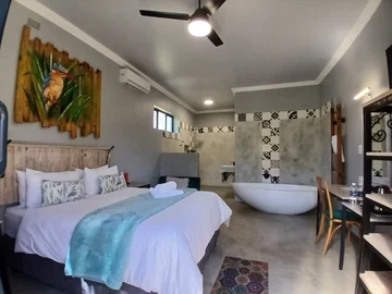 Hotel & Lodge