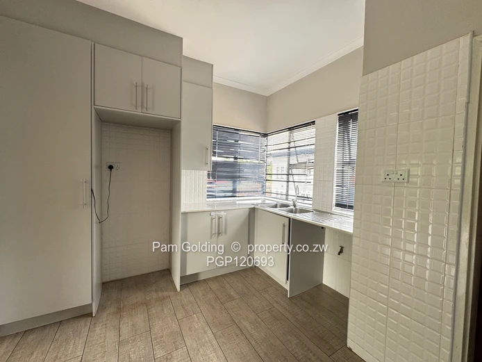 Modern apartments  - Avondale West