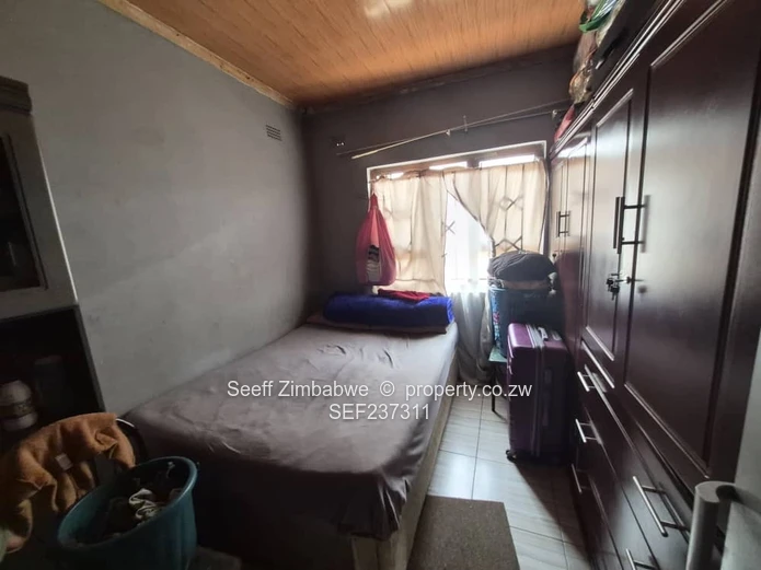 Spacious Four-Bedroom Family Home in Sought-After Southview Park