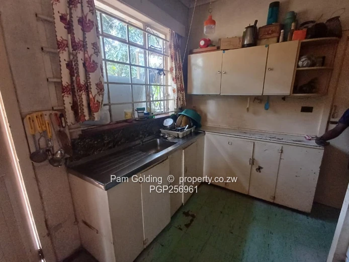3 Bedroom family home for sale in Morningside