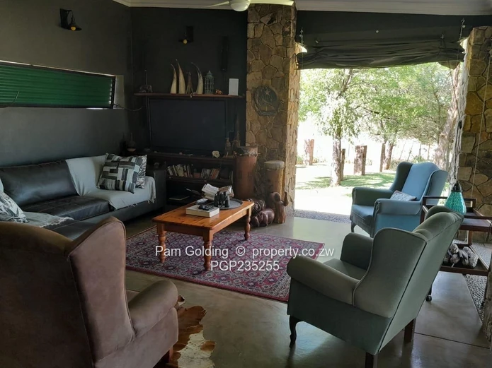 Holiday Home On The Zambezi River