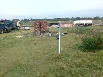 Commercial & Industrial Land