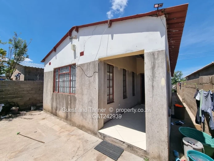 3 BR House in Cowdray Park, Bulawayo