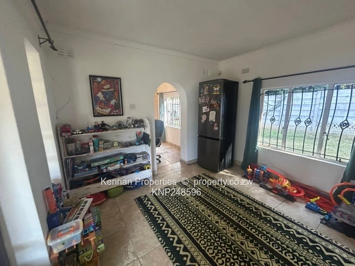 Comfortable home with attached Granny Flat/guest wing