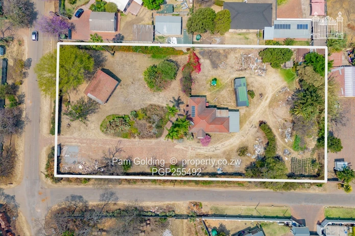 Prime 5,100m² Corner Property with Development Potential (Sole Mandate)