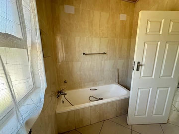 3 Bedroom Garden Flat