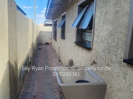 Aspindale Park House For Sale 