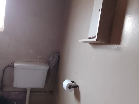 2 Bedroom Flat & Apartment
