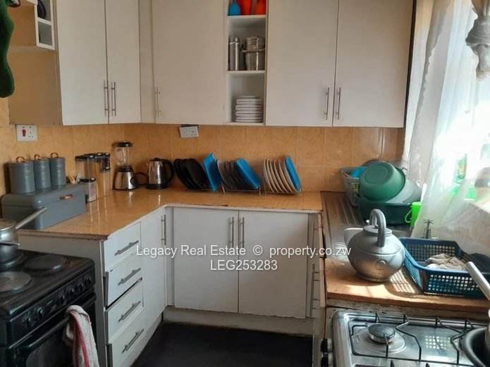 Charlotte Brooke 4-Bed Home with Borehole & Built-Ins (Sole Mandate)