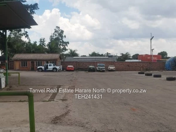 **New Ardbennie Commercial Property For Sale: Sitting On 1.2 Hectares With 7 Precast Offices,Recepti