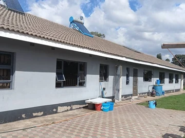5 Bedroom House