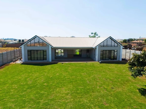 5 Bedroom House