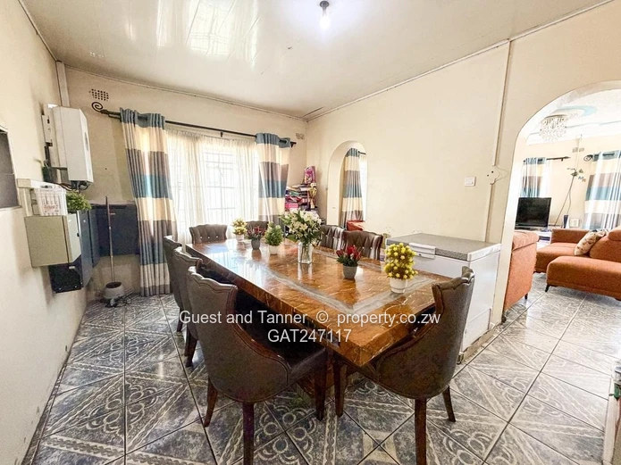 4 Bedroom Home for Sale in Mainway Meadows
