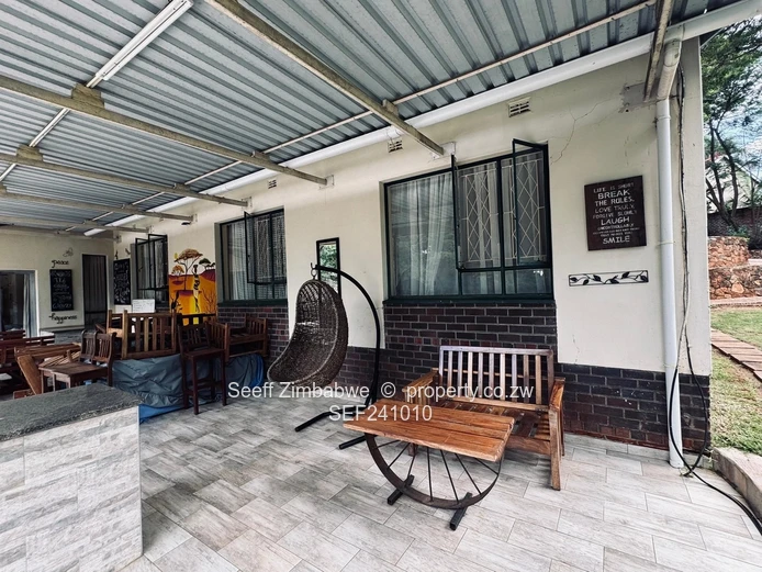 Borrowdale, Philadelphia Family Home For Sale (Sole Mandate)