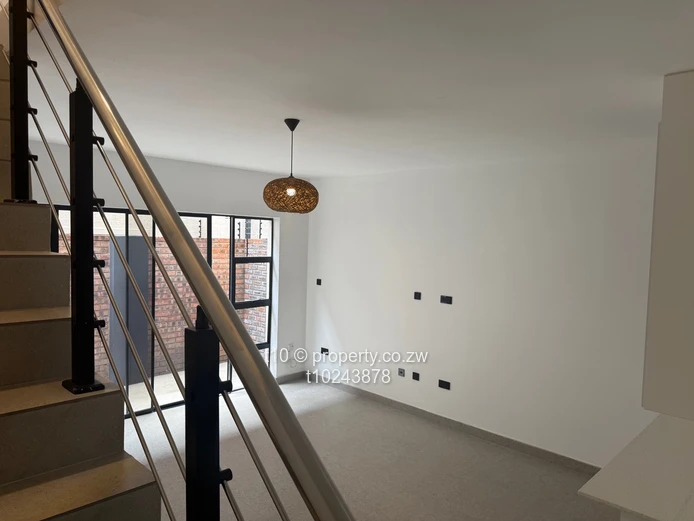 Townhouse to rent in Avondale 