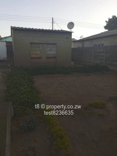 1-Bed Brick Home with Walled Yard & Garden - Zengeza (Sole Mandate)