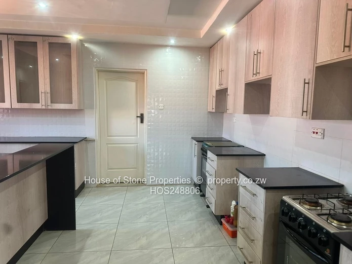 Spacious 5-Bedroom Family Home to Rent in Mt Pleasant Heights
