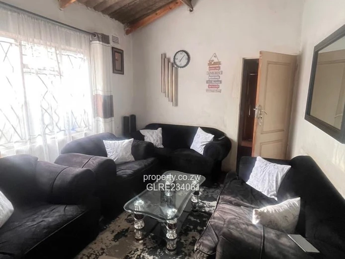 House for Sale in Highfields Canaan | 9 Rooms, Dual Rental Income