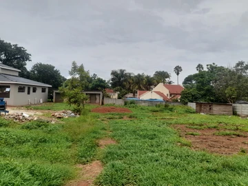 4 Bedroom Flat & Apartment