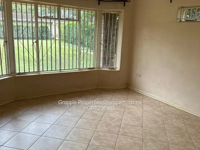 Mt Pleasant close to Arundel Village 