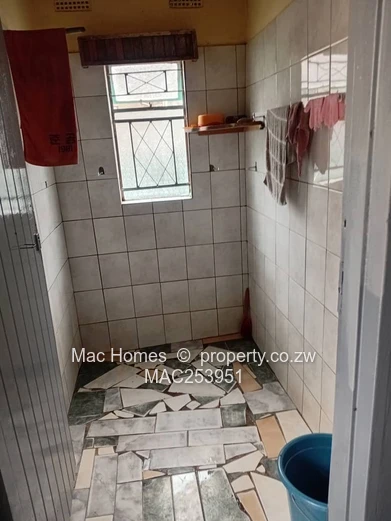 5 bedroom house for sale in unit A extension 