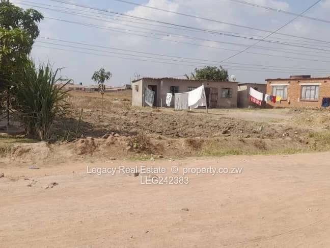 Residential Stand for Sale in Granary