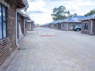3 Bedroom Townhouse Complex