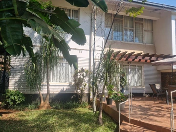 4 Bedroom Garden Flat