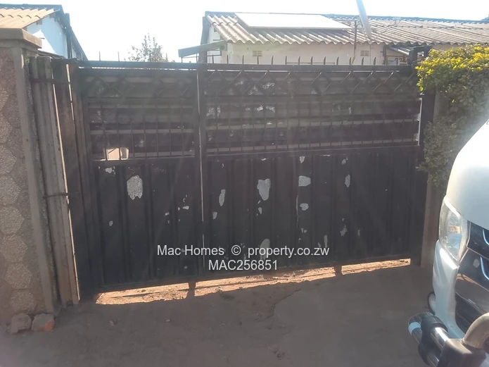2 bedroom corehouse for sale in Highfield 