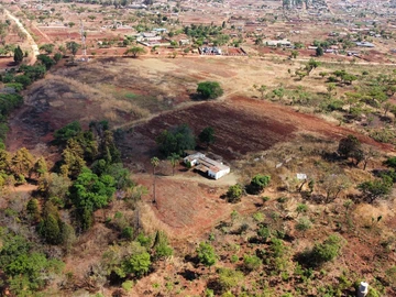Farm & Agricultural Land