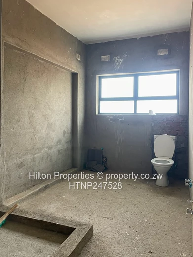 Spacious 4-Bed Home with Solar & Garage in Haydon Park