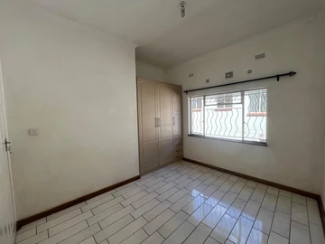 3 Bedroom Garden Flat