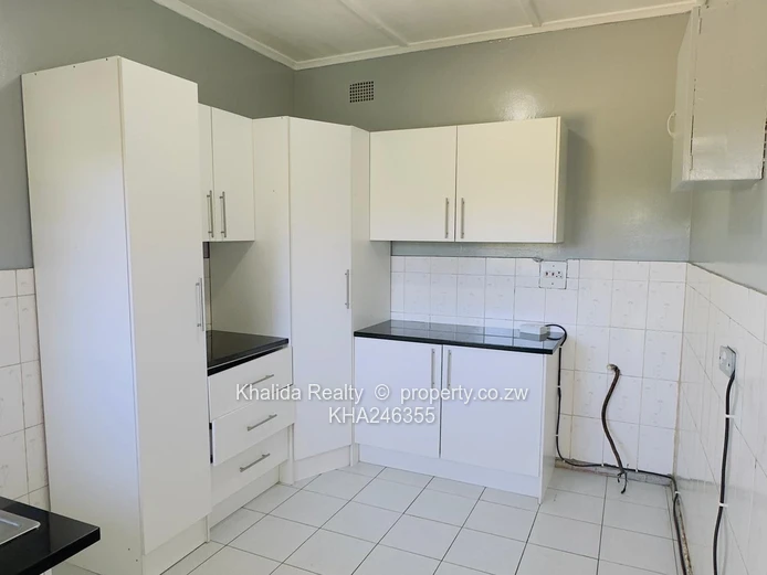 Avondale Flat for rent