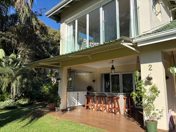 Immaculate 4 bedroom cluster in the prestigious Brooke Golf Estate 