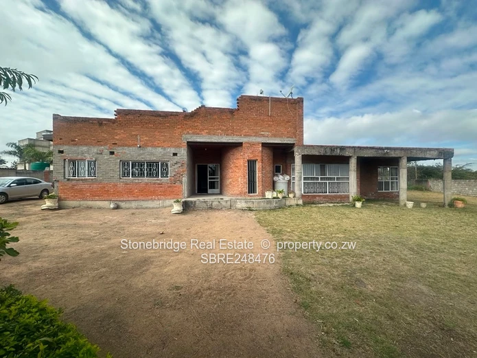 Incomplete 6 Bedroomed House in Burnside for sale