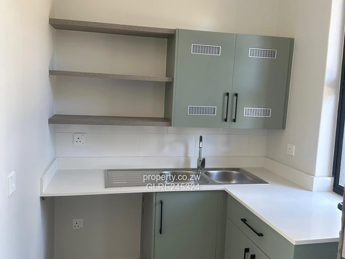 Spacious 2-Bed Apartment in Vainona — Modern Kitchen & Borehole (Sole Mandate)