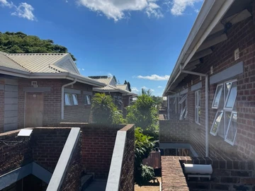 3 Bedroom Flat & Apartment