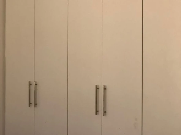 4 Bedroom Flat & Apartment