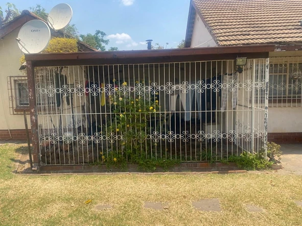 5 Bedroom House