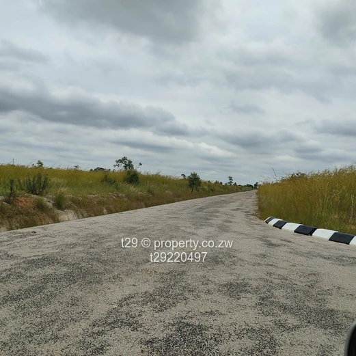 Nyabira low density Paarl luna estate stands for sale (Sole Mandate)