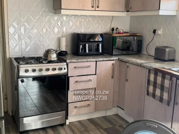 Exceptional Family Home with Cottage for Sale – Emhlangeni