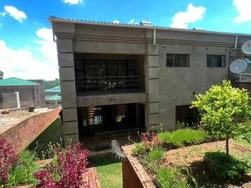 4 Bedroom Garden Flat