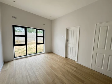 3 Bedroom Garden Flat
